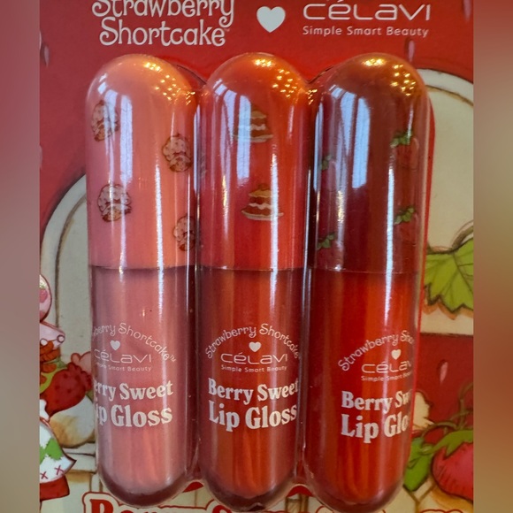 Célavi Strawberry Shortcake Berry Sweet Lip Gloss Set (NEW) - Picture 4 of 5